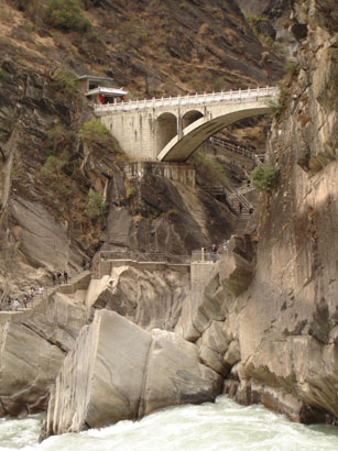 Bridge in the Tiger Leaping Gorge